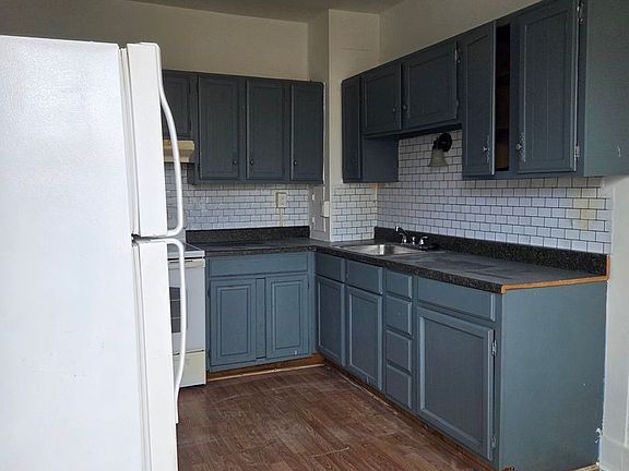 2nd image of 510 N Pershing Ave APT 2