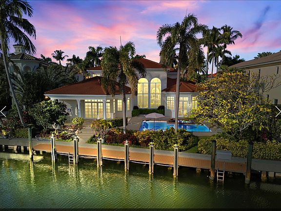 2nd image of 828 Harbour Isle Place