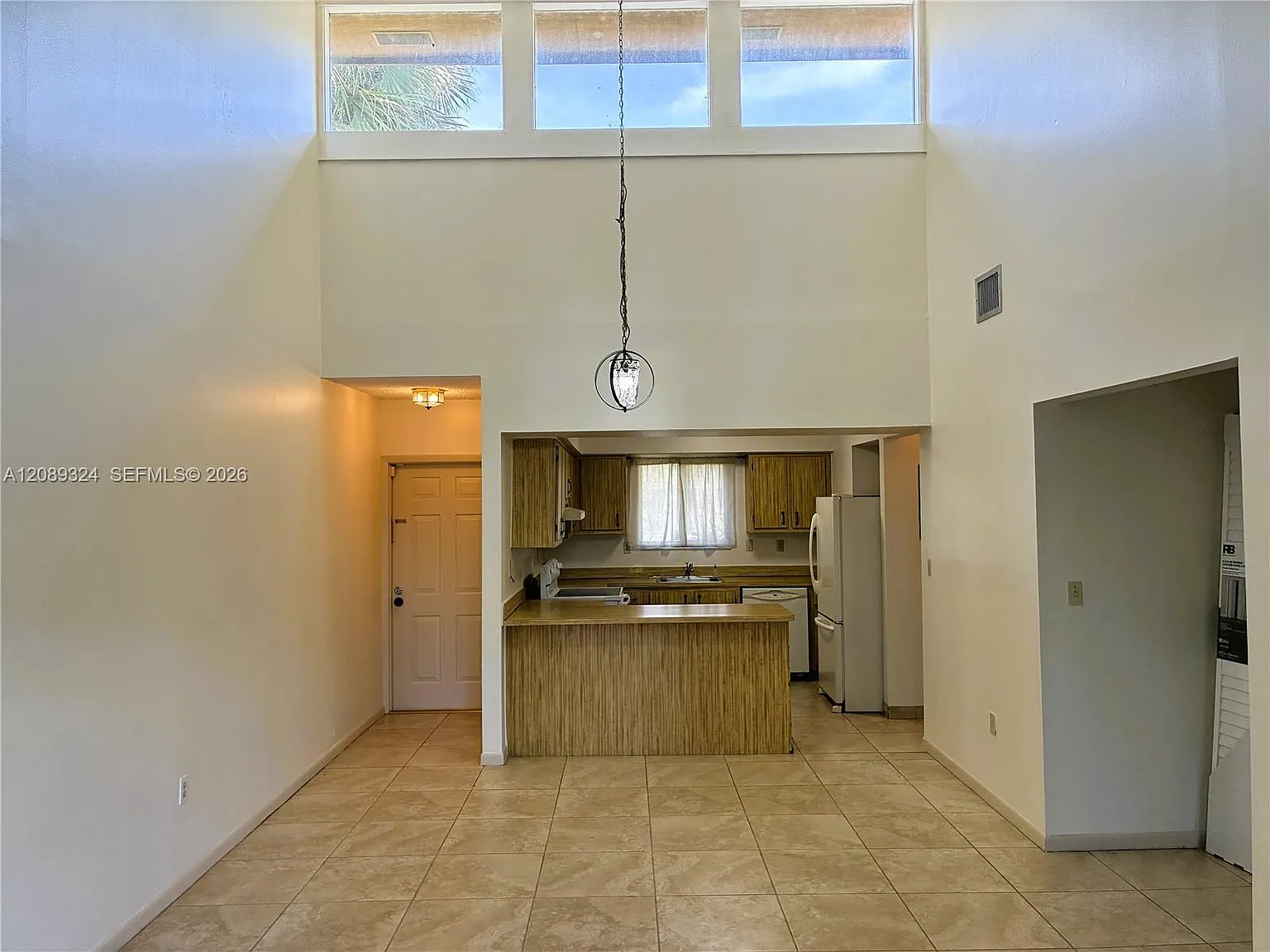 Briar Bay Townhouse Estat — Photo 4
