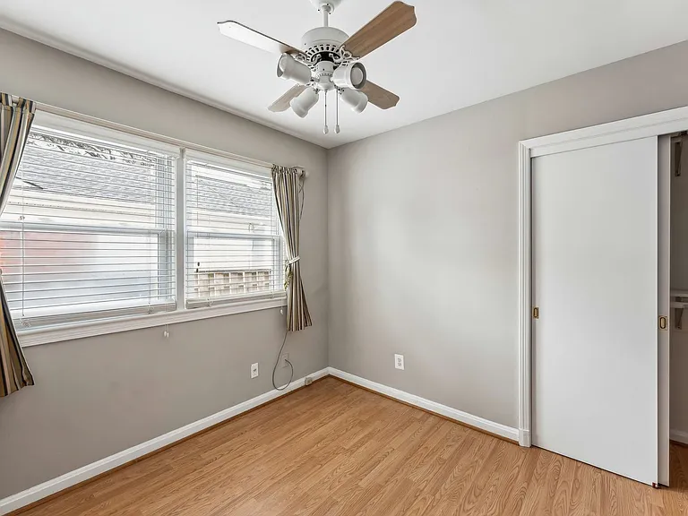 3503 Maple Ct — Photo 23