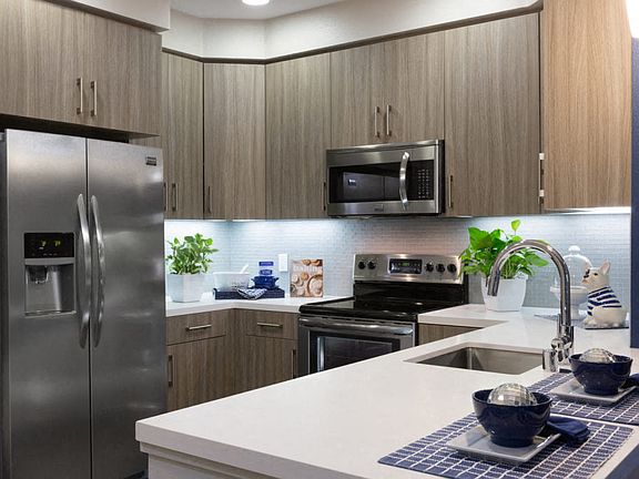 4th image of 1095 W El Camino Real Unit 449