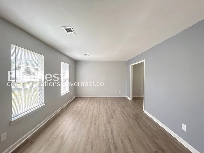 1533 Northcut Ct — Photo 7