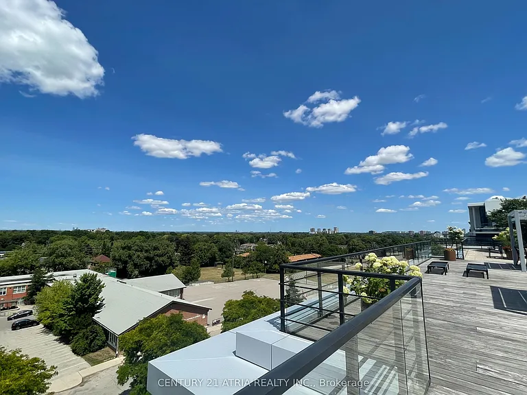 21 Clairtrell Rd #201 — Photo 21