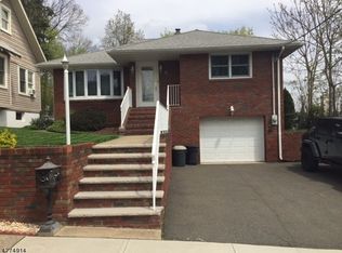 10 Hudson Ave, Totowa, NJ