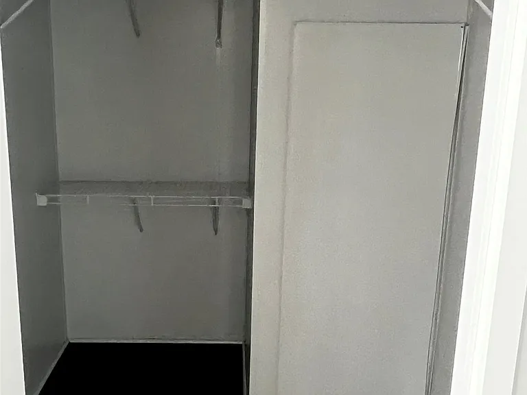 3902 Marzia Ave — Photo 15