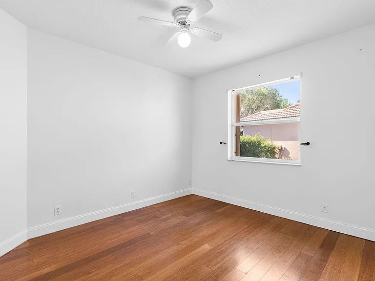 21698 Abington Ct — Photo 51