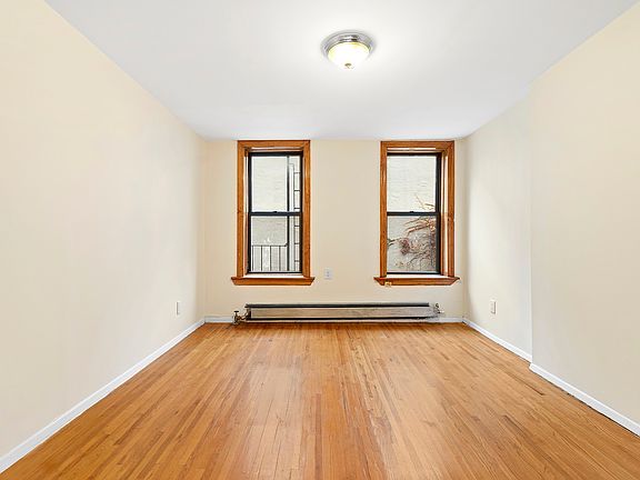 4th image of 1683 8th Ave APT 2R