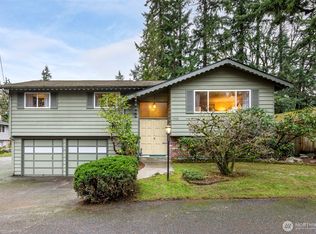 15528 Greenwood Avenue N, Shoreline, WA 98133