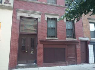 58 Charles St S, Boston, MA 02116