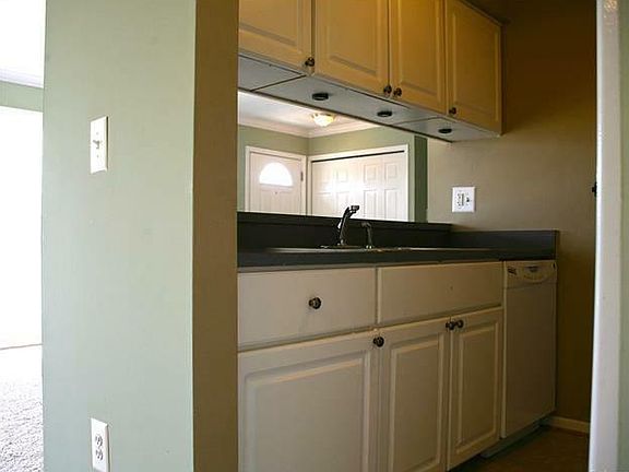 5th image of 35432 Tall Oaks Dr