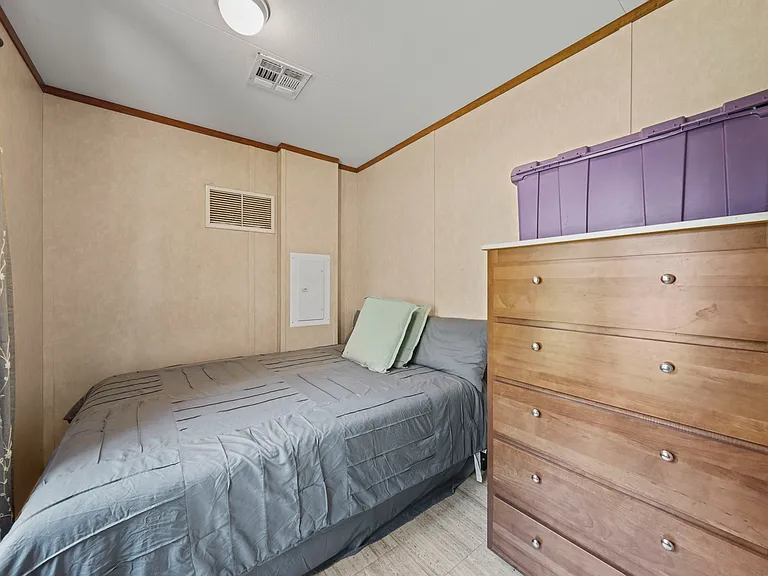 103 Crawford Rd — Photo 15