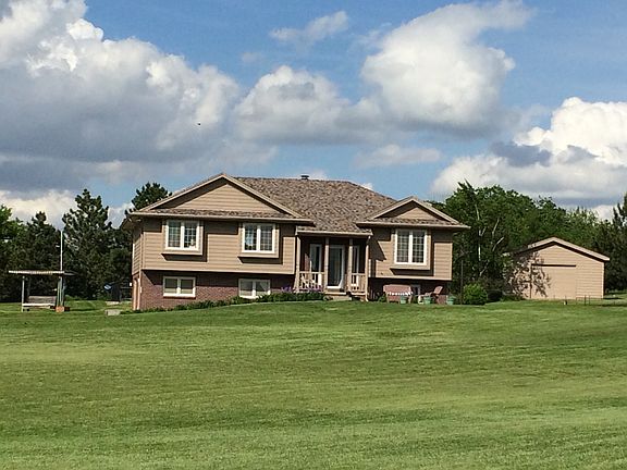 2nd image of 5700 Saddle Creek Trl