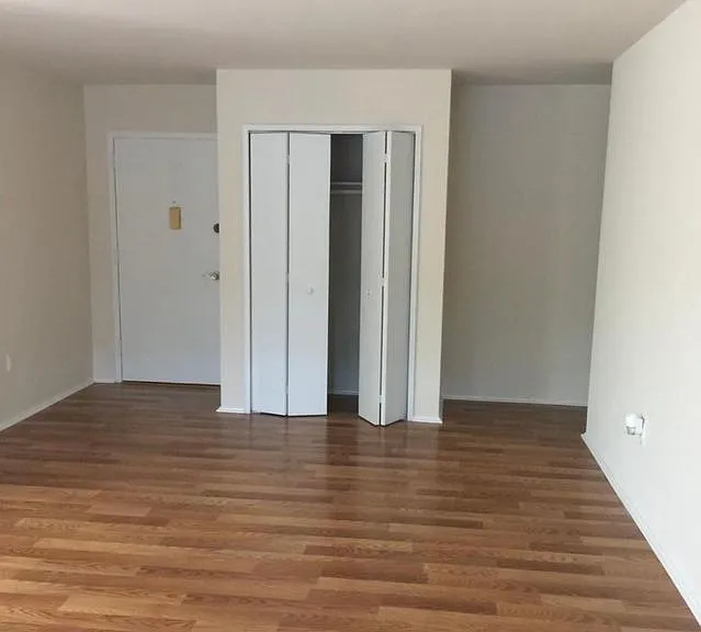5301 Westbard Cir #222 — Photo 12