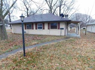 110 W Rogers St, Clinton, MO 64735