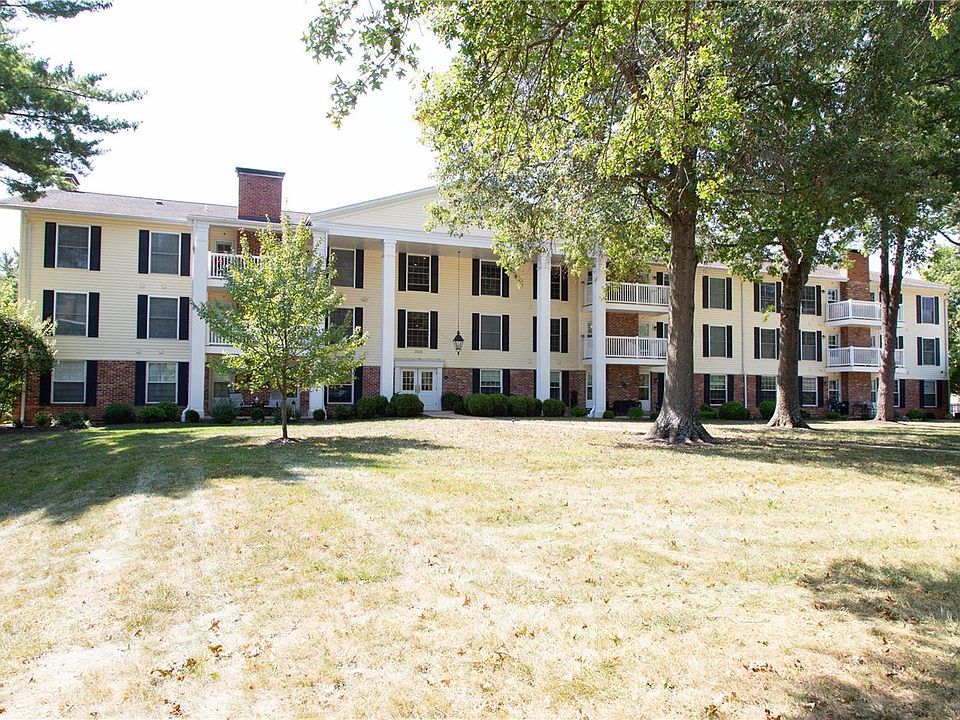 1st image of 1512 Bedford Forge Ct APT 13