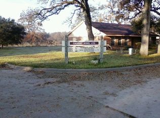 705 W Mitchell St #705, Calvert, TX 77837