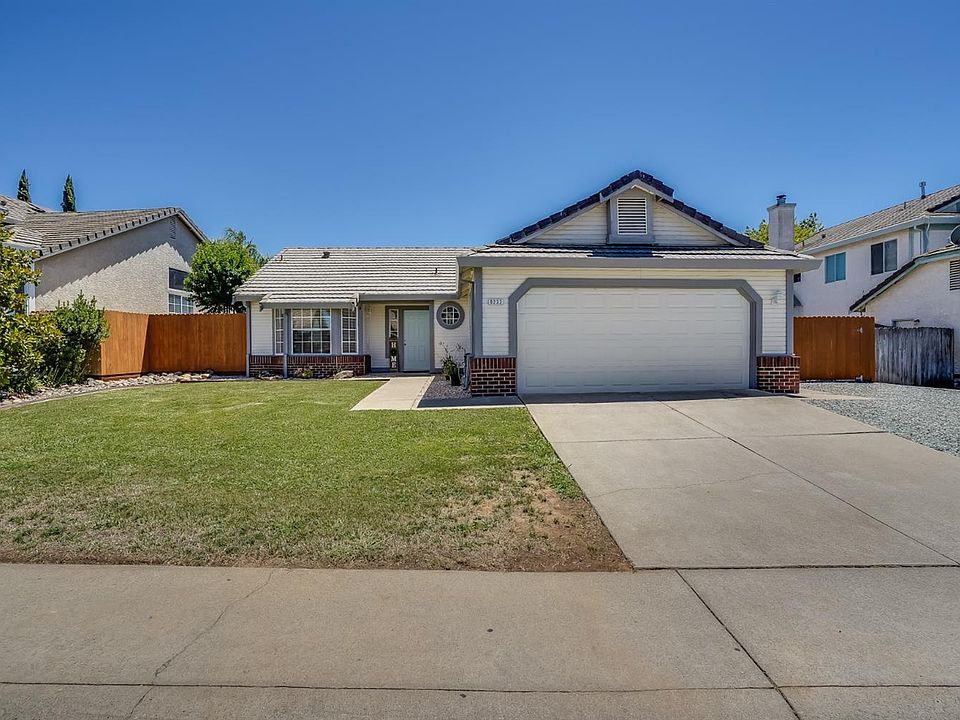 2nd image of 8233 Montevina Dr