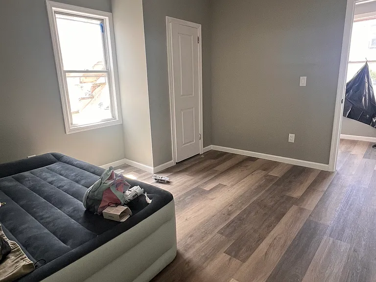 335 Blatchley Ave #1 — Photo 5