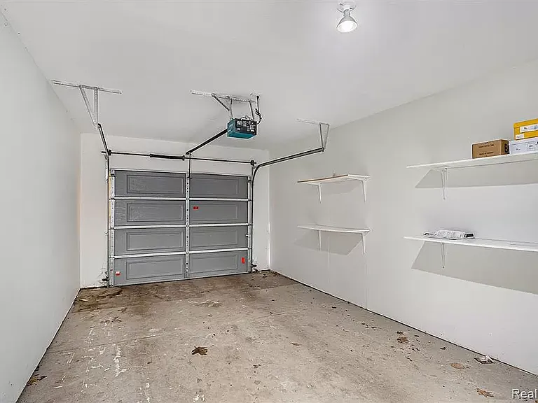 13439 Forest Ridge Blvd — Photo 3
