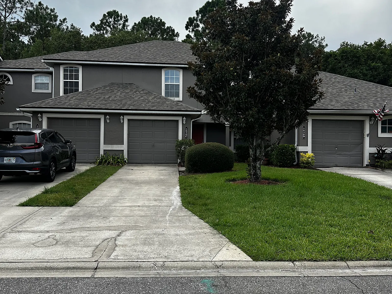 3 bed, 2.5 bath, 1664 sqft, $2,100 — Photo 1
