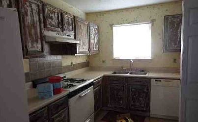 4th image of 8404 Vista Clara Ln SW