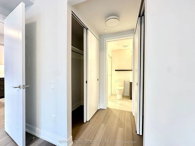 664 Spadina Ave #210 — Photo 17
