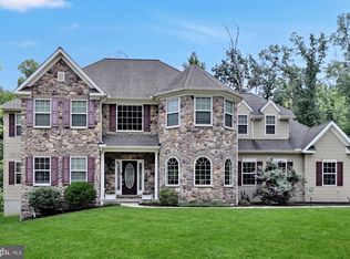 234 Crimson Ln, Elizabethtown, PA 17022