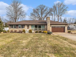 48 Country Club Dr, Battle Creek, MI