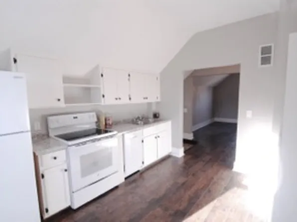 102 Harriet St S APT 3, Stillwater, MN 55082