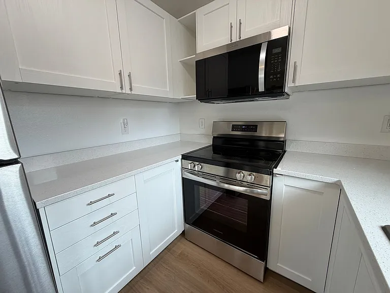 1307 Rufina Ln #2 — Photo 8