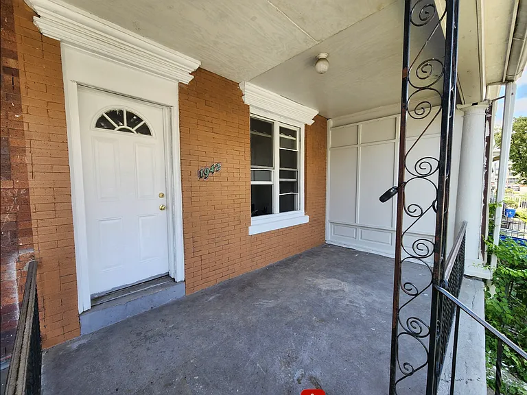 1942 S Ithan St — Photo 9