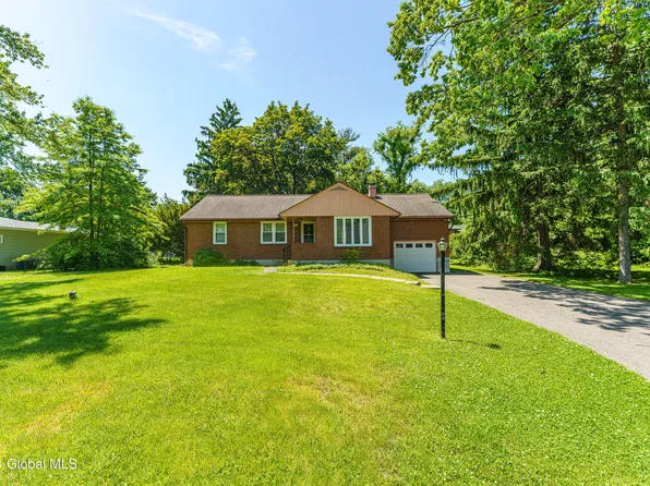 25 N Van Dyke Drive, Rensselaer, NY 12144