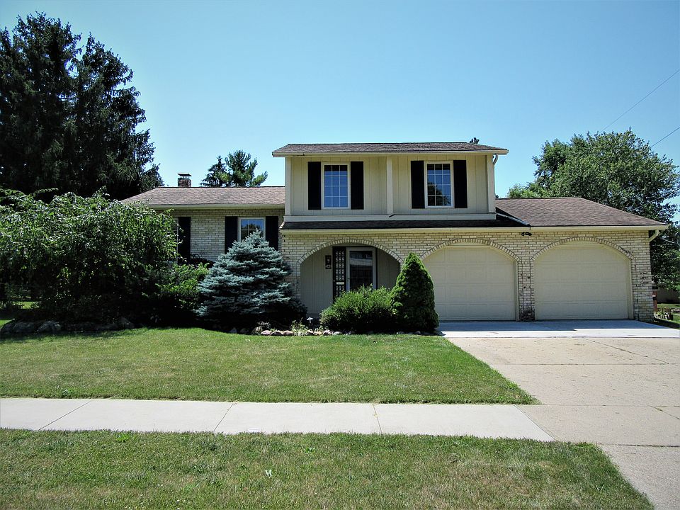1st image of 423 Carrie Dr
