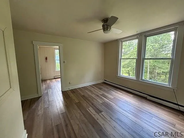 Studio, 1.0 bath, 400 sqft, $675 — Photo 3
