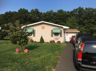 11 Hanley Ct, Brick, NJ 08724