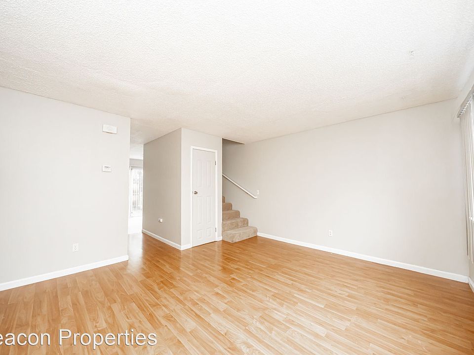 1st image of 1112 E 6th St #11506471