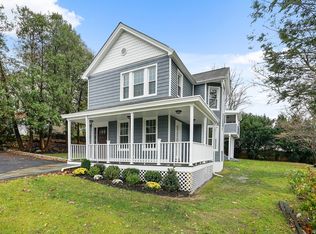 62 Lafayette Pl, Thornwood, NY 10594
