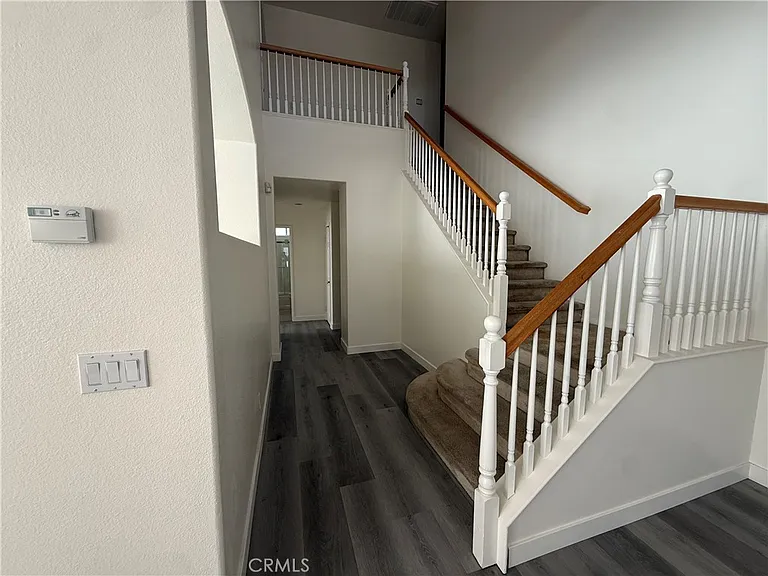 7475 Rock Creek Ct — Photo 16