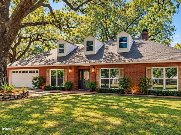 309 White Harbor Rd, Long Beach, MS 39560