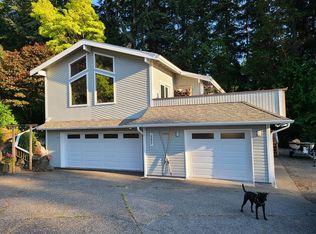15805 Nesika Bay Rd NE, Poulsbo, WA 98370