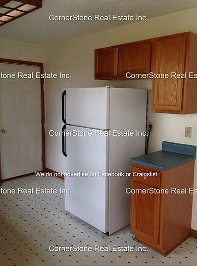 3 bed, 2.0 bath, 1101 sqft, $1,395 — Photo 4