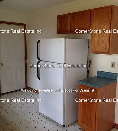 4th image of 320 Eileen Dr