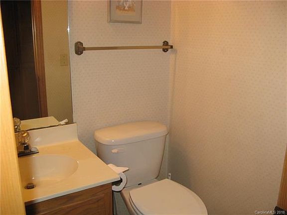 3rd image of 210 Laura Springs Dr