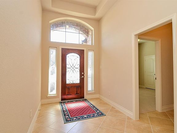 4th image of 16818 Whighams Pl