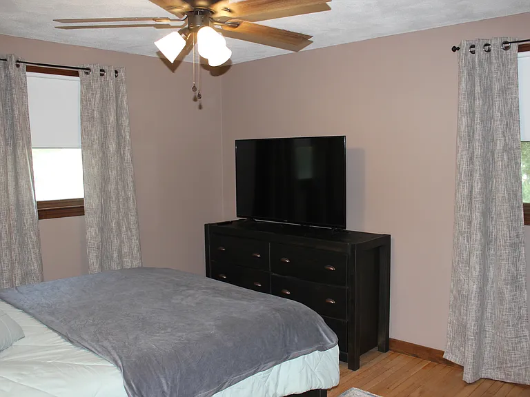 108 Lloyd Ave — Photo 13