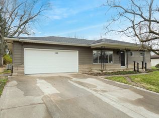 2231 Otsego Dr, Fort Wayne, IN 46825