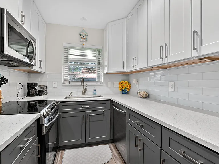 1050 NW 13th St #281D — Photo 10