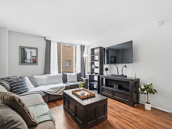5th image of 1409 N Prospect AVENUE #102