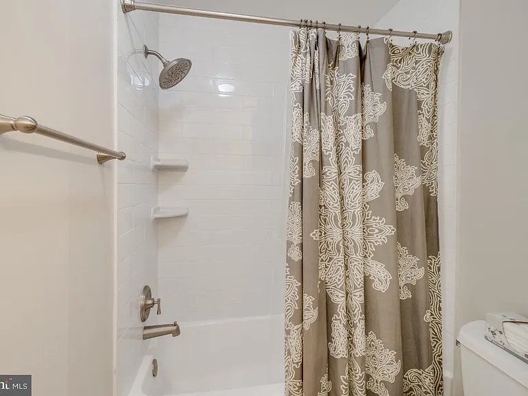 5818 Inman Park Cir #100 — Photo 28