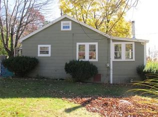 7 Whittier Ave, Merrimac, MA 01860